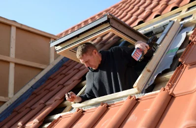 Pose de fenêtres de toit Velux à Looze